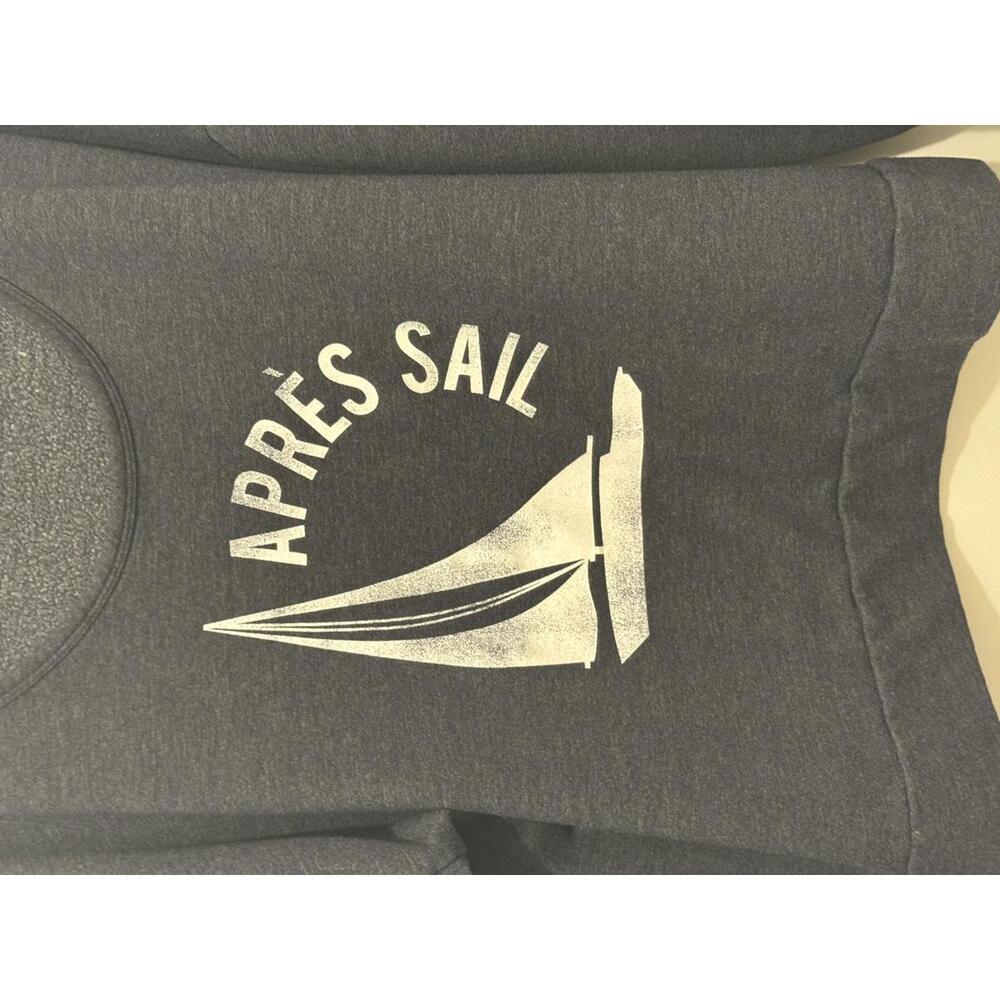 Gap XXL Dark Gray Sweatshirt with Apres Sail Graphic - Picture 3 of 8